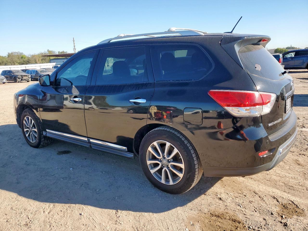 2013 NISSAN PATHFINDER