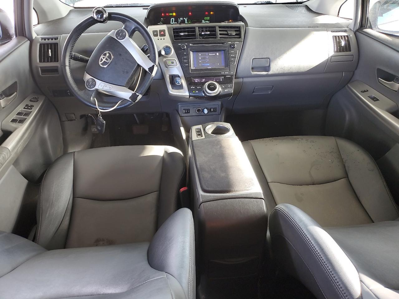 2014 TOYOTA PRIUS V