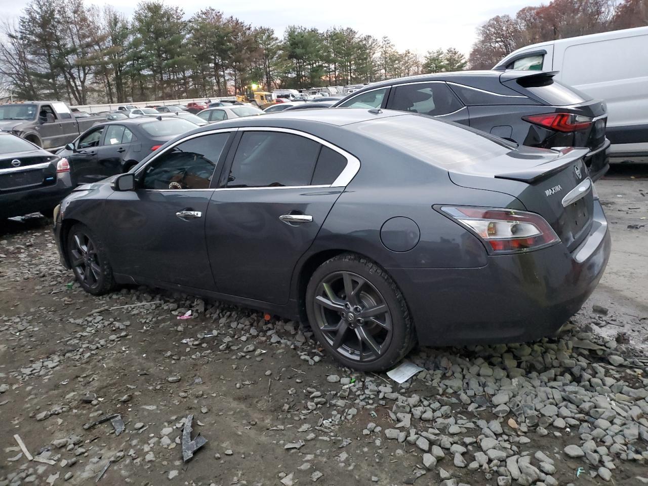 2013 NISSAN Maxima