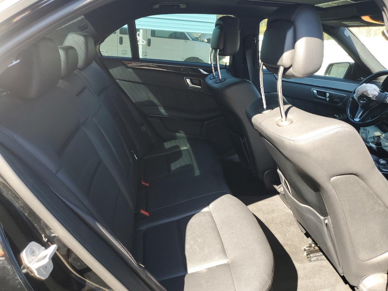 2013 MERCEDES-BENZ E-Class