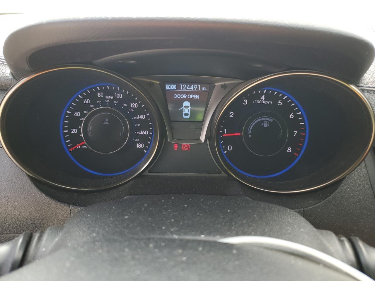 2016 HYUNDAI GENESIS