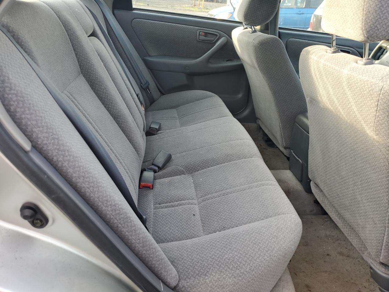 2001 TOYOTA CAMRY