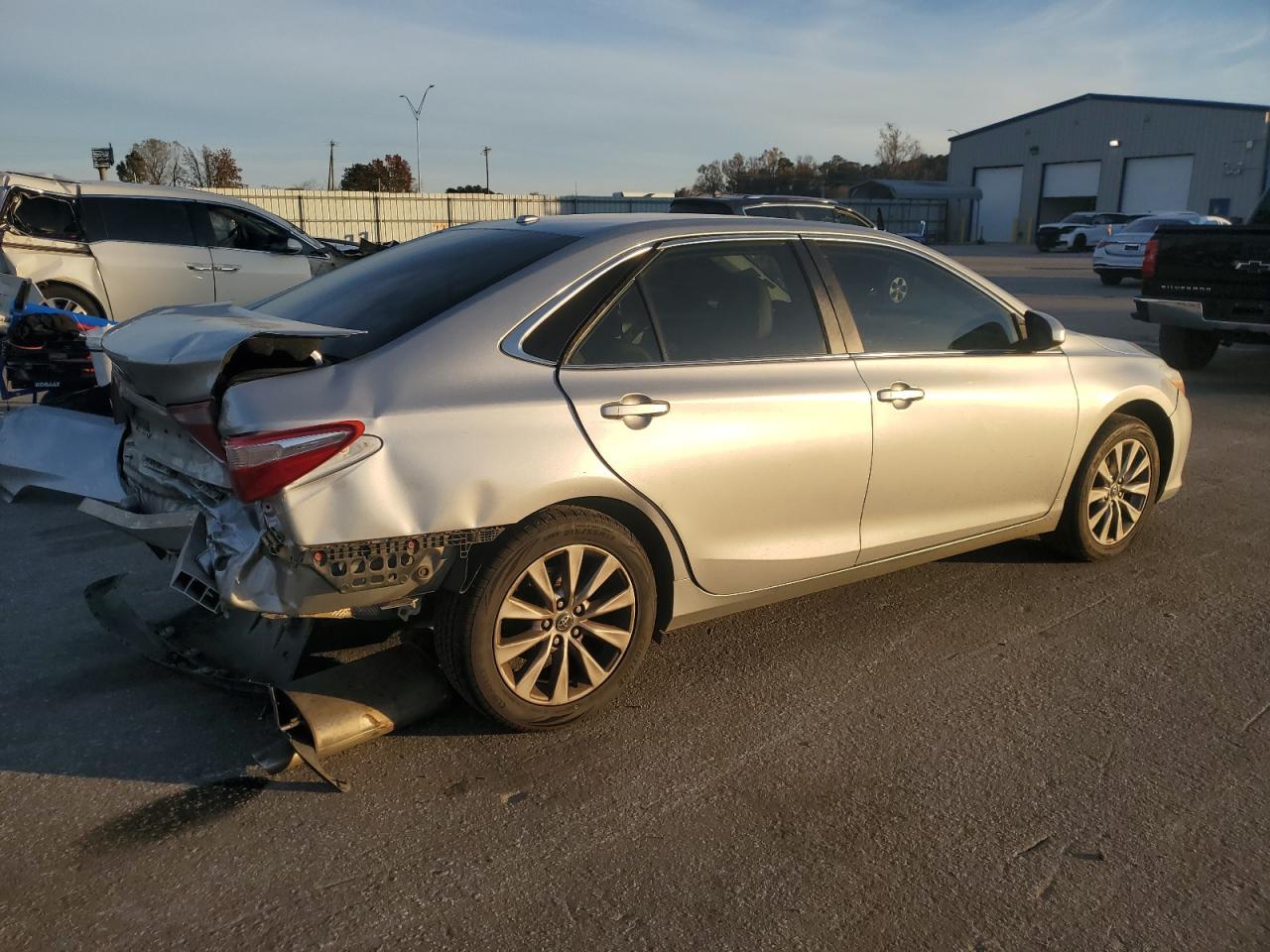 2017 TOYOTA CAMRY