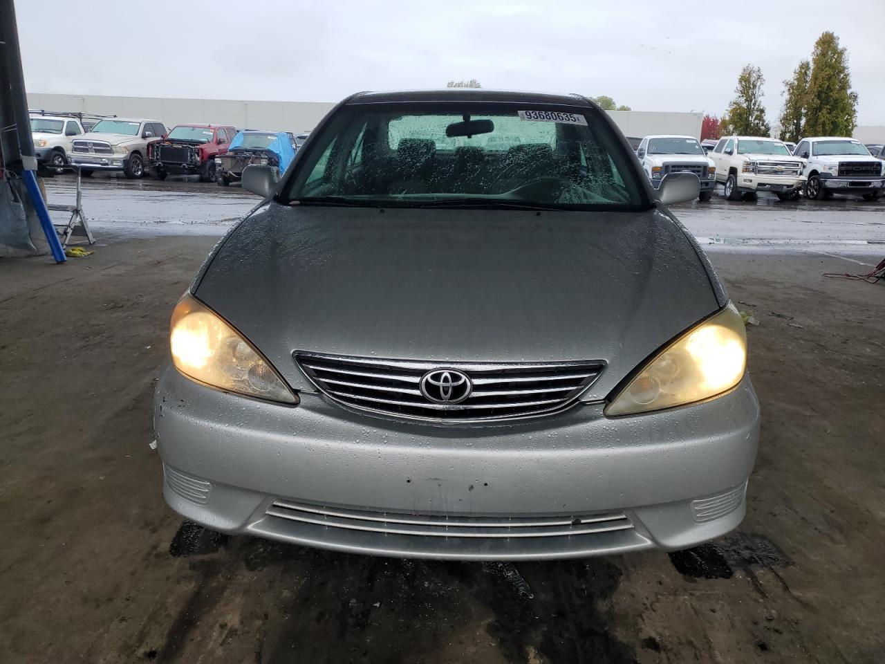 2005 TOYOTA CAMRY