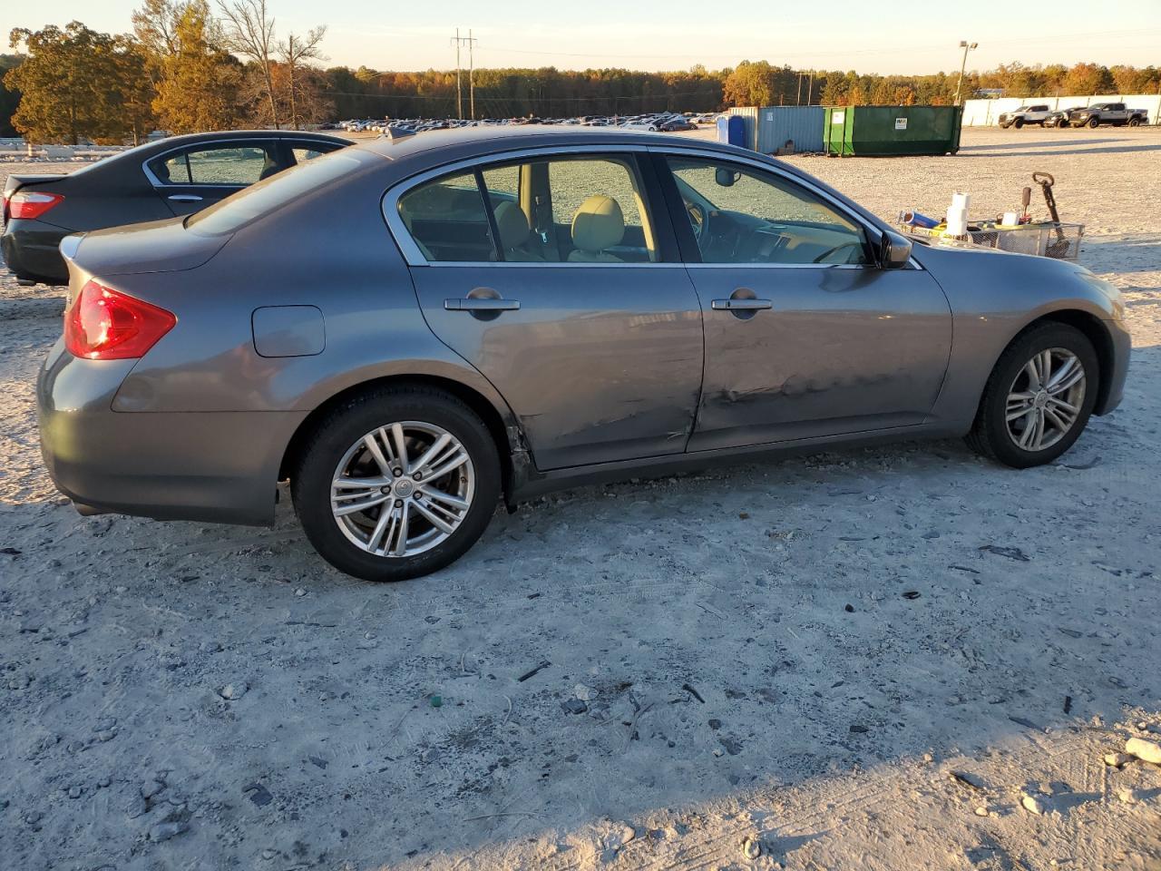 2012 INFINITI G25