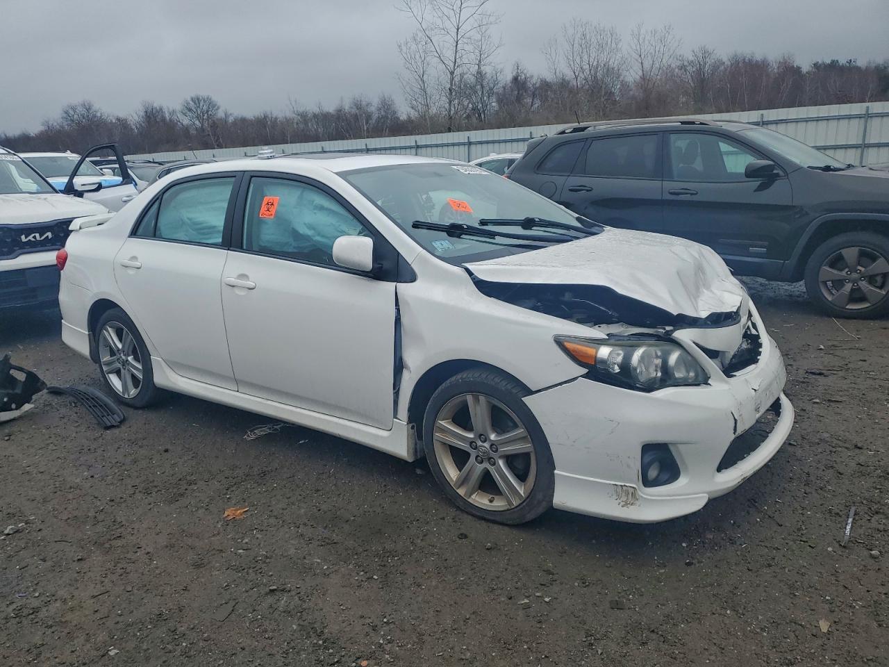2013 TOYOTA COROLLA
