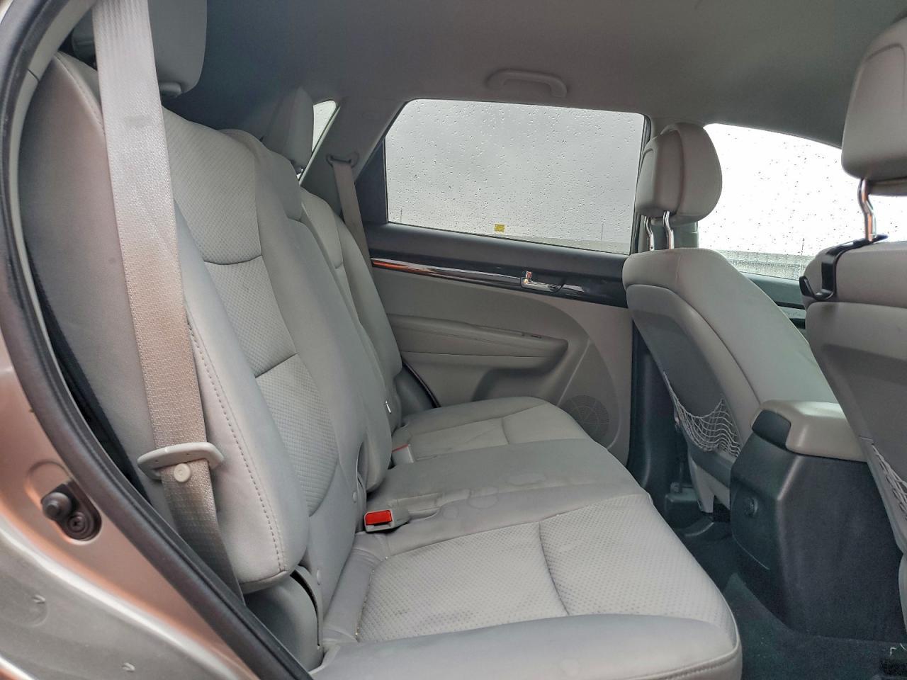 2011 KIA SORENTO