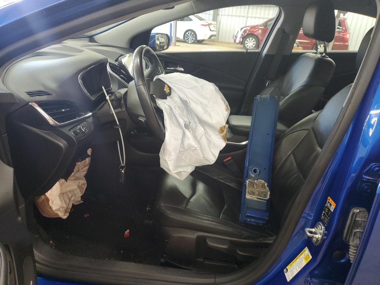 2017 CHEVROLET VOLT