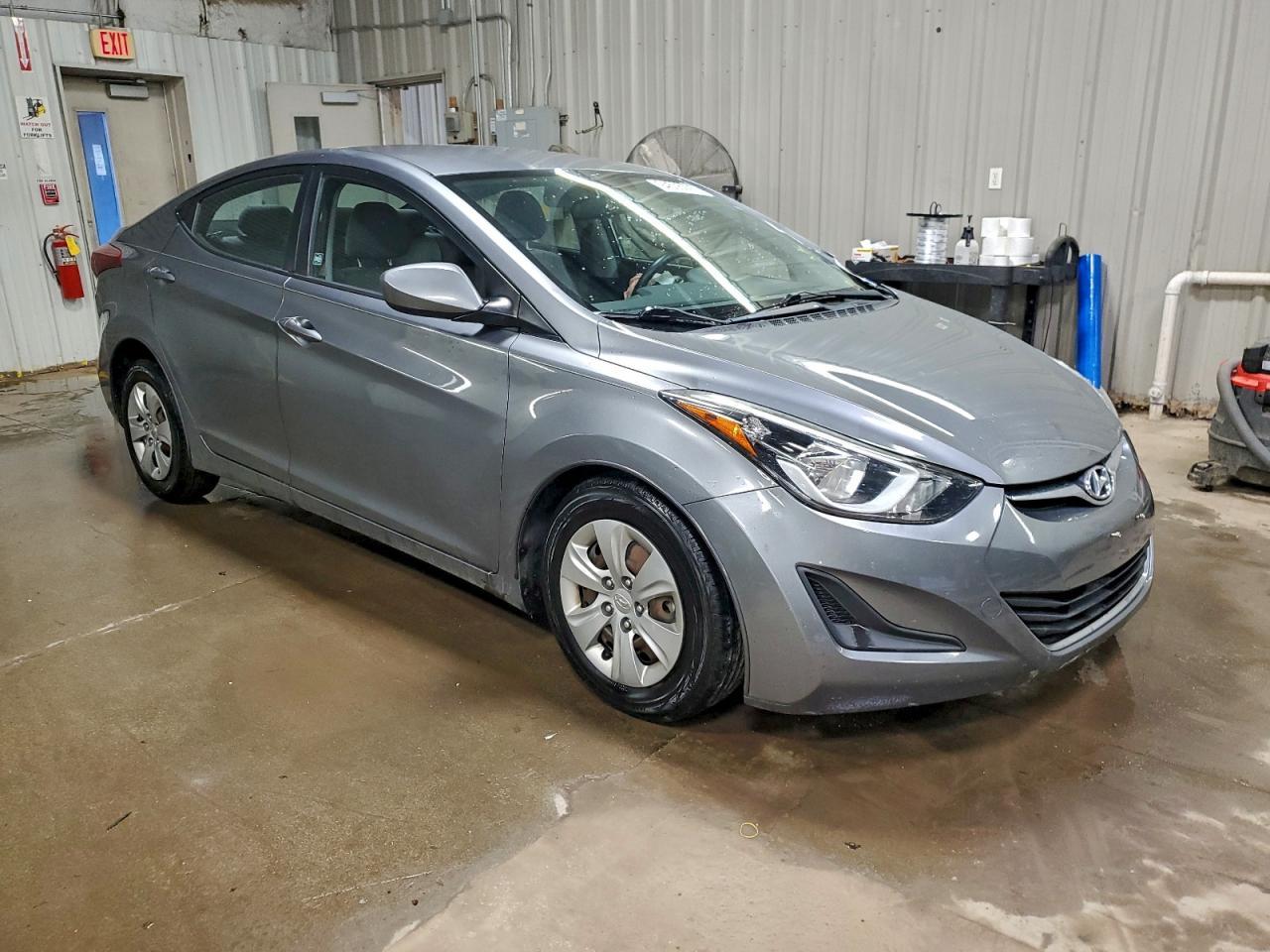 2016 HYUNDAI ELANTRA
