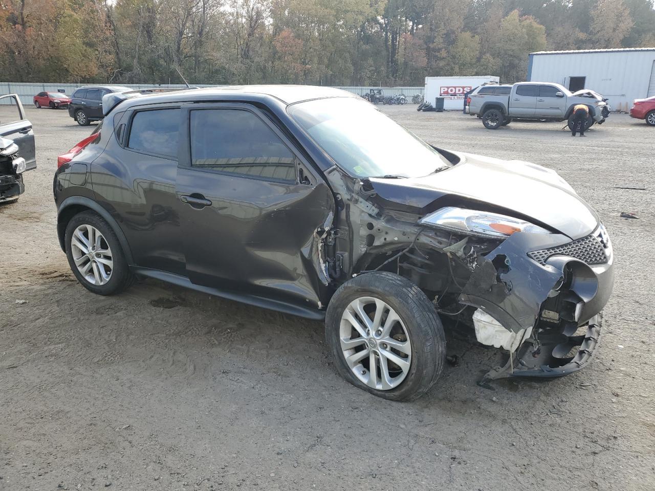2013 NISSAN Juke