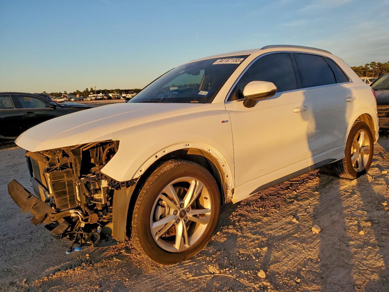 2022 AUDI Q3