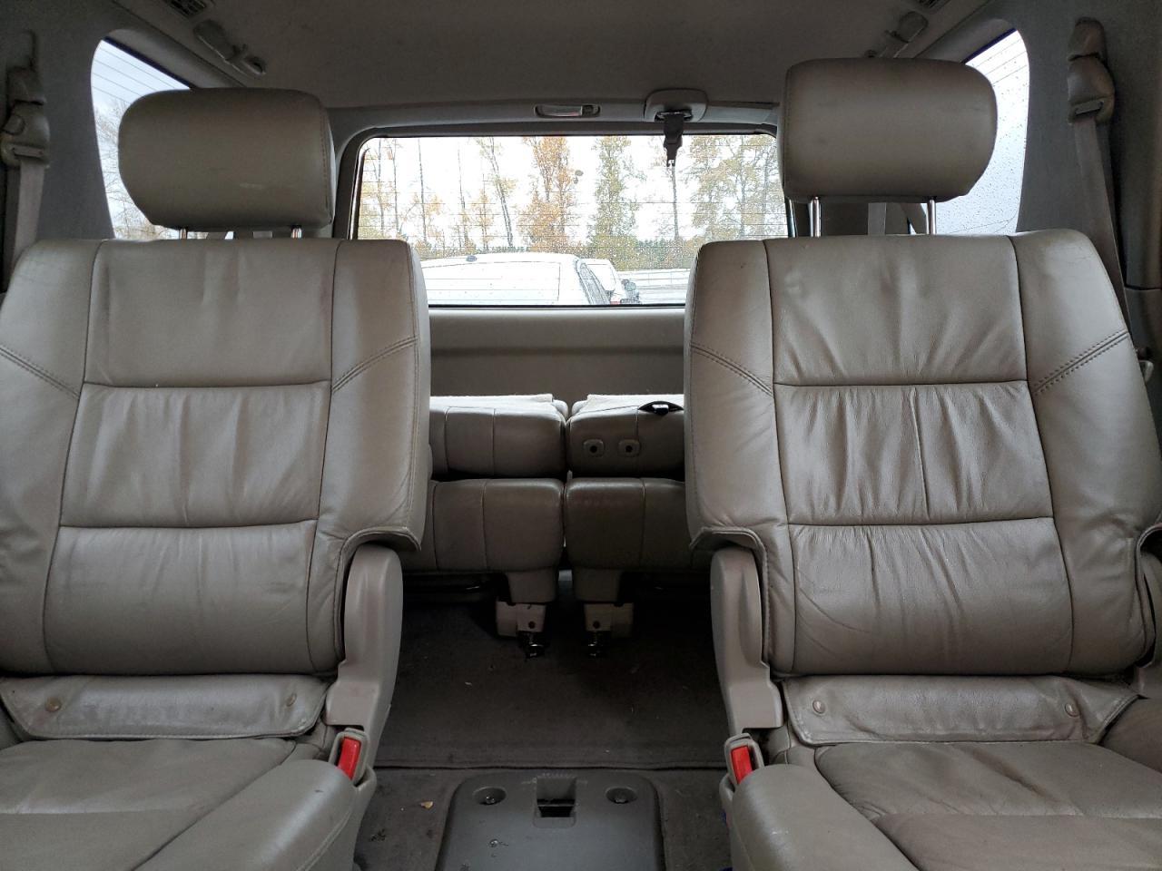 2006 TOYOTA Sequoia
