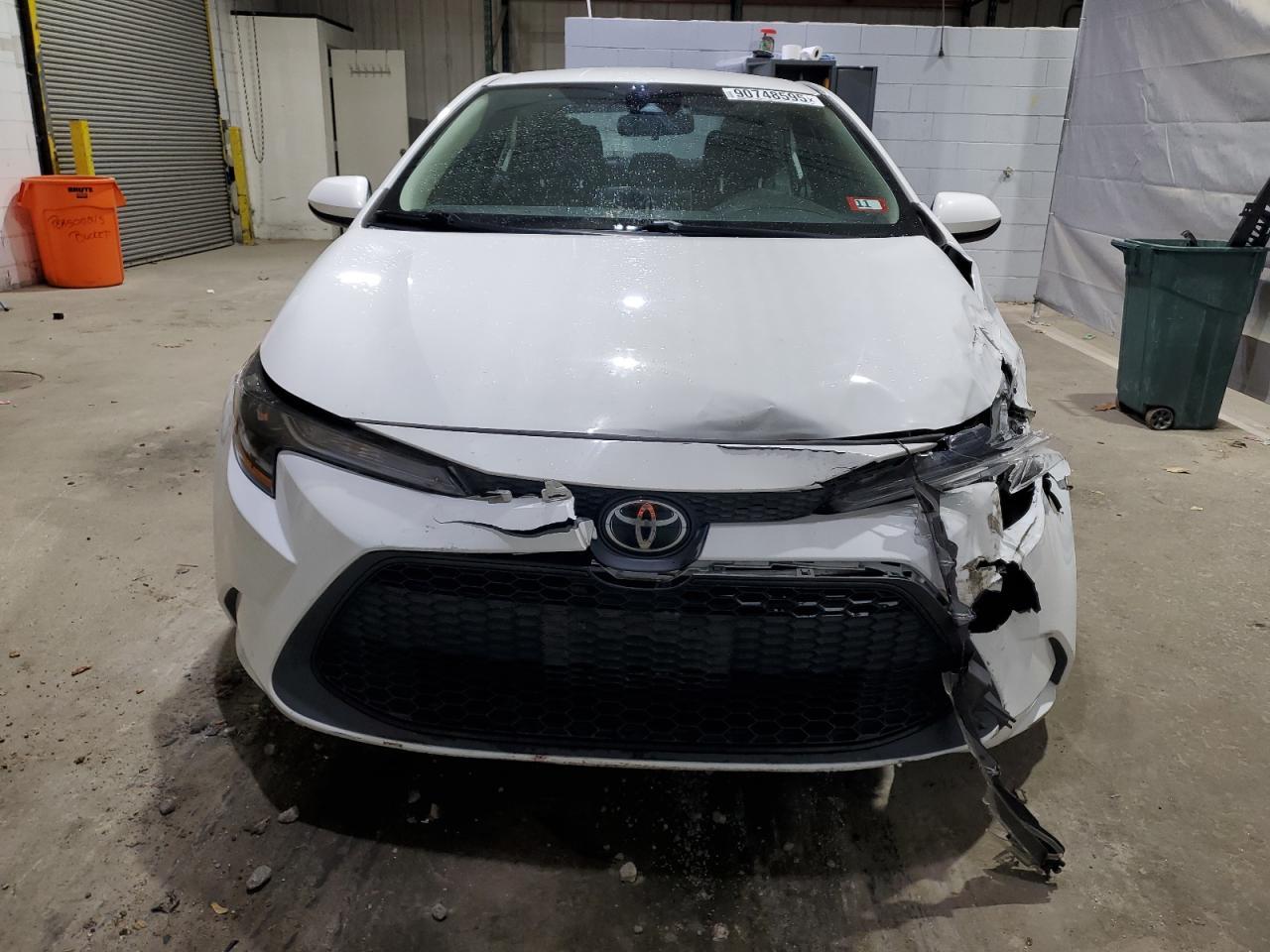 2021 TOYOTA COROLLA