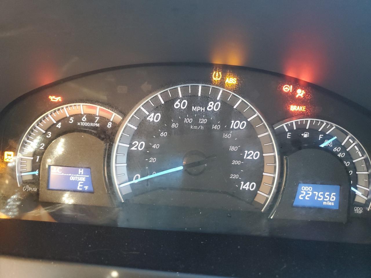 2014 TOYOTA CAMRY