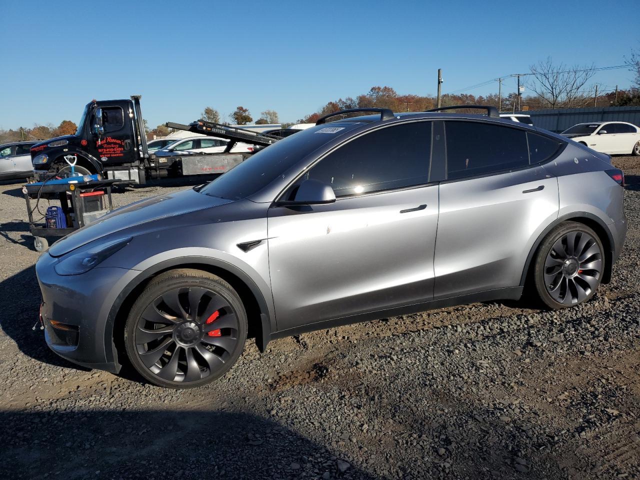 2024 TESLA MODEL Y