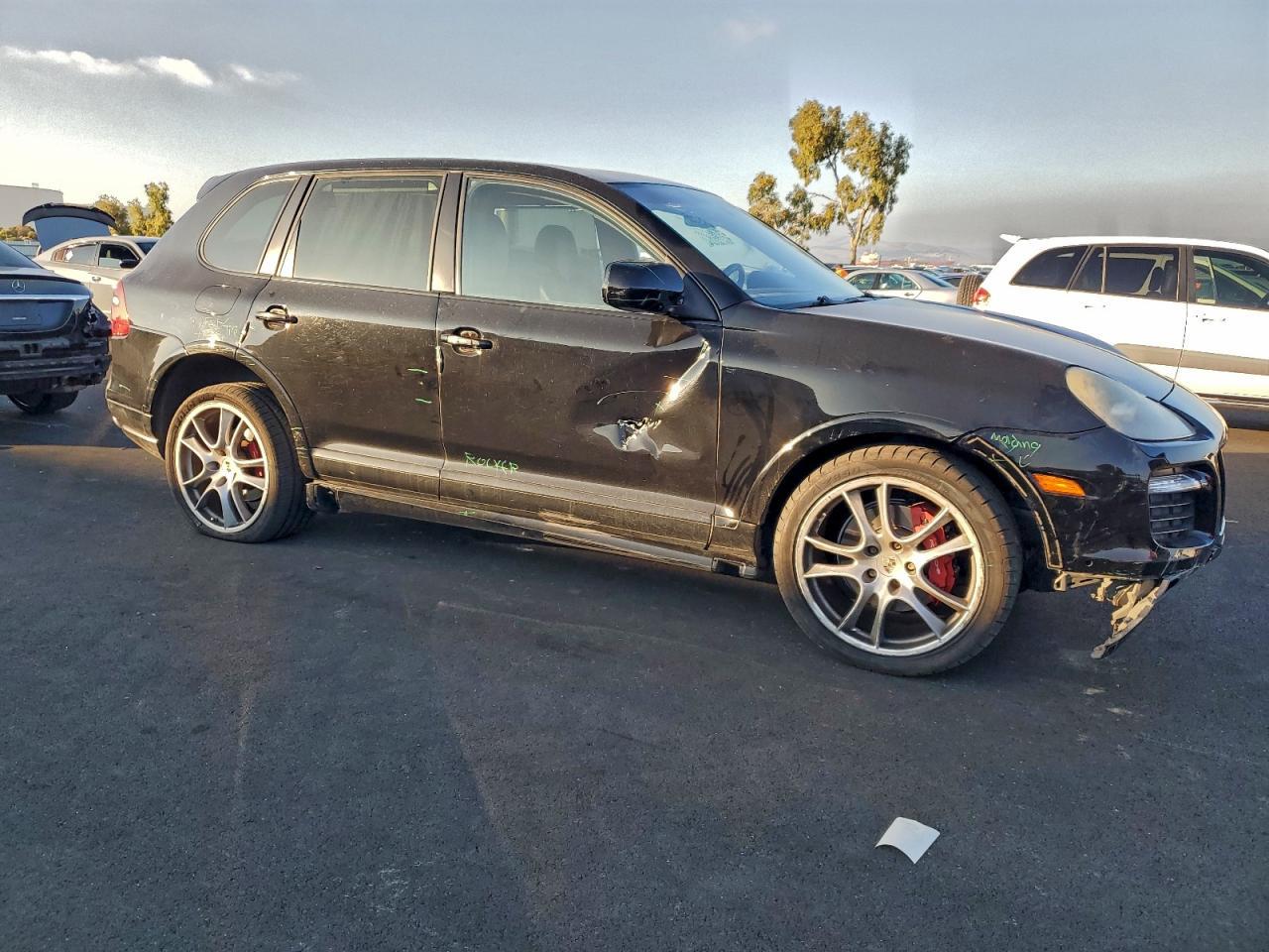 2010 PORSCHE CAYENNE