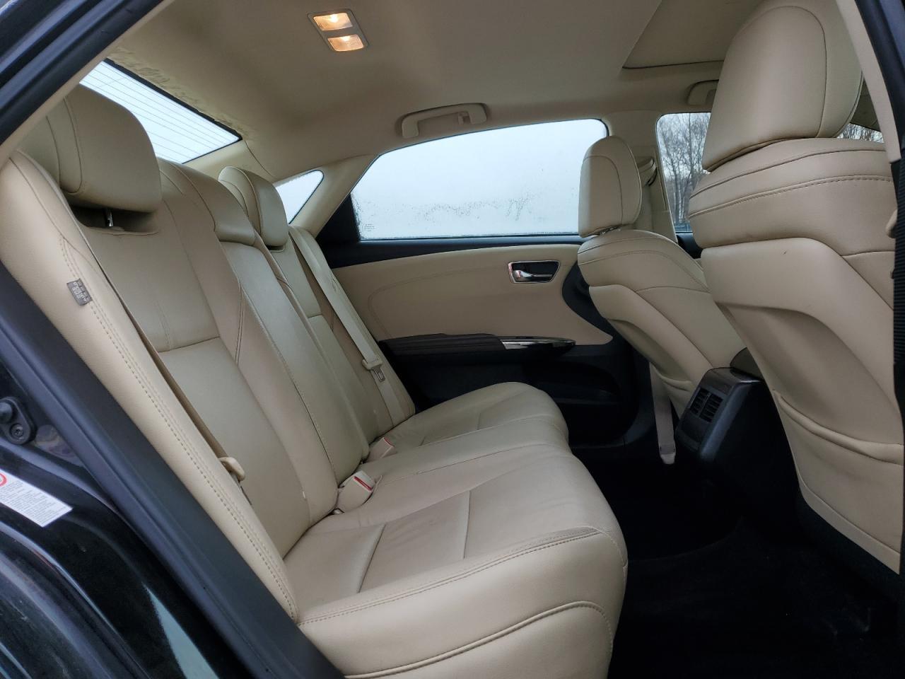 2014 TOYOTA Avalon