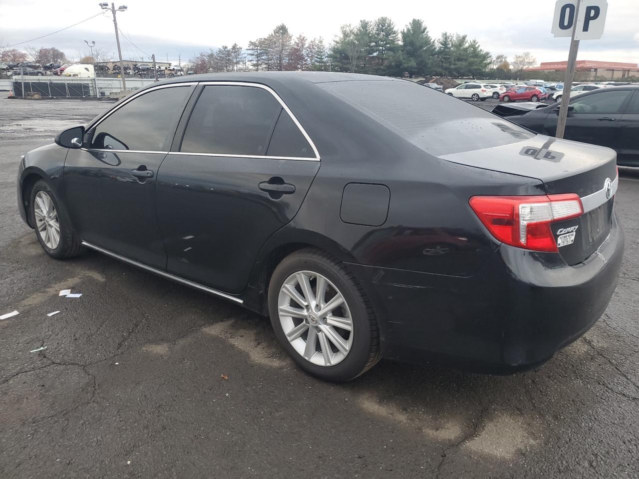 2013 TOYOTA CAMRY