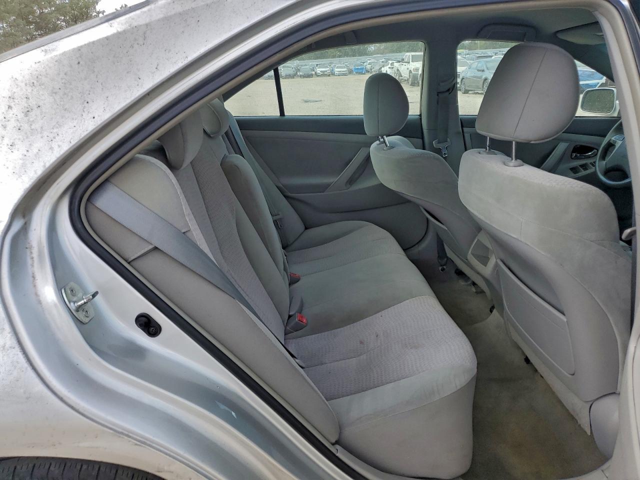 2011 TOYOTA CAMRY