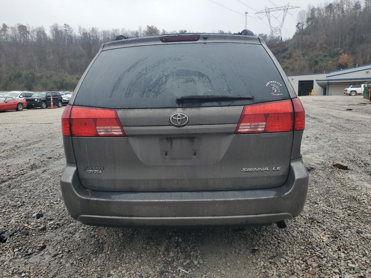 2004 TOYOTA SIENNA