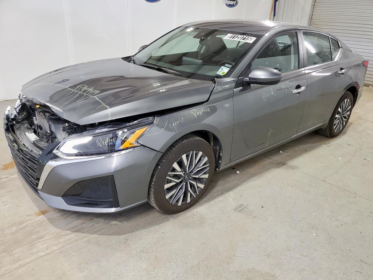 2025 NISSAN ALTIMA