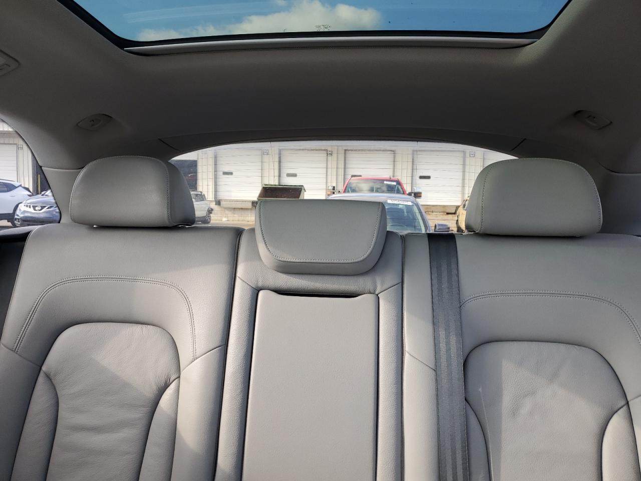 2015 AUDI Q5
