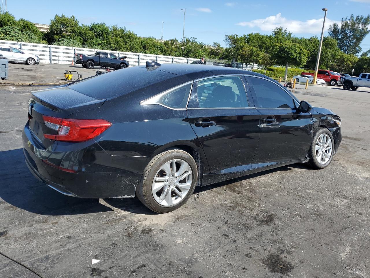 2018 HONDA ACCORD