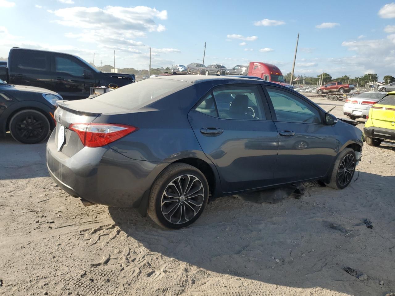 2016 TOYOTA COROLLA