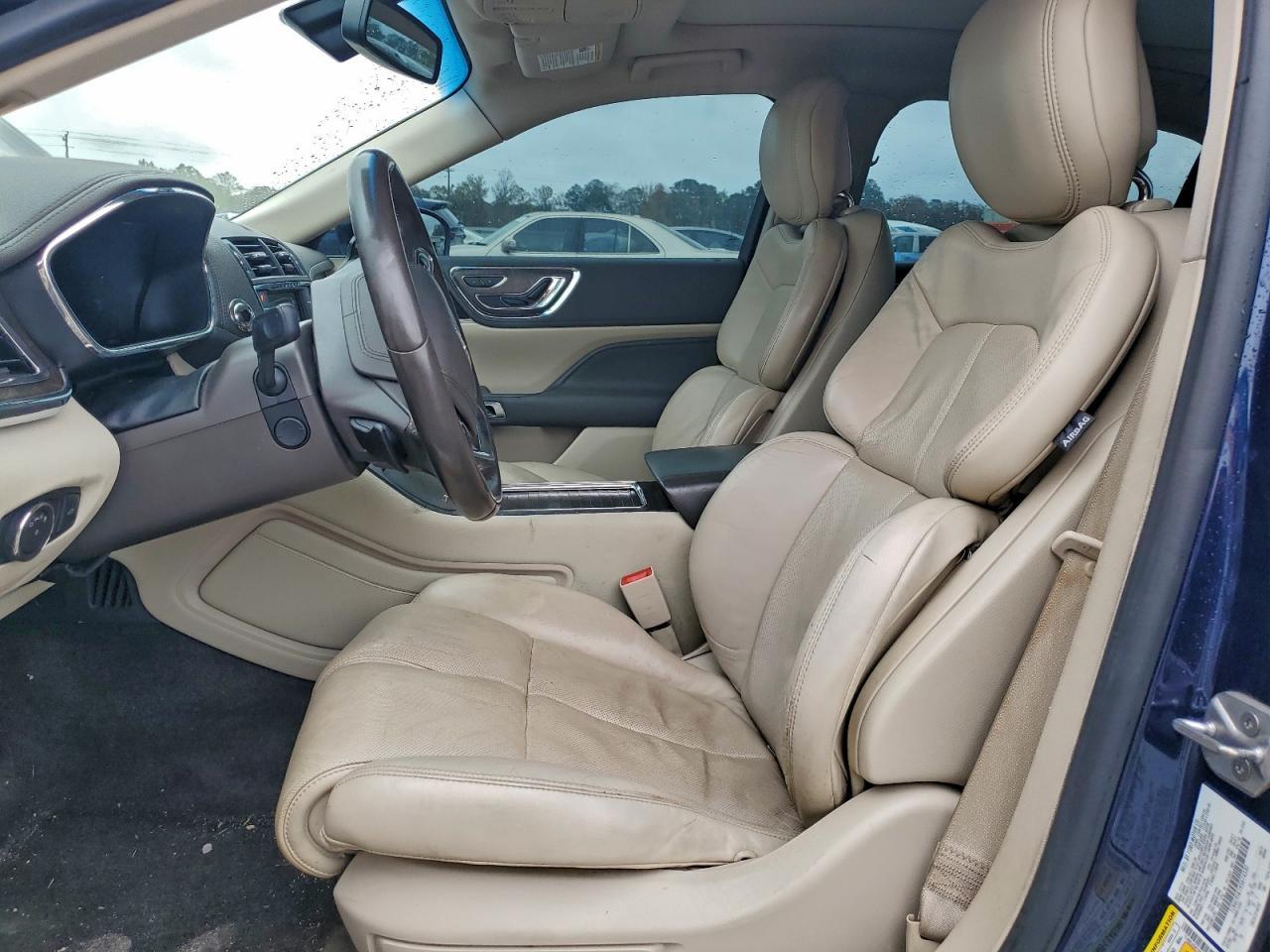 2017 LINCOLN Continental