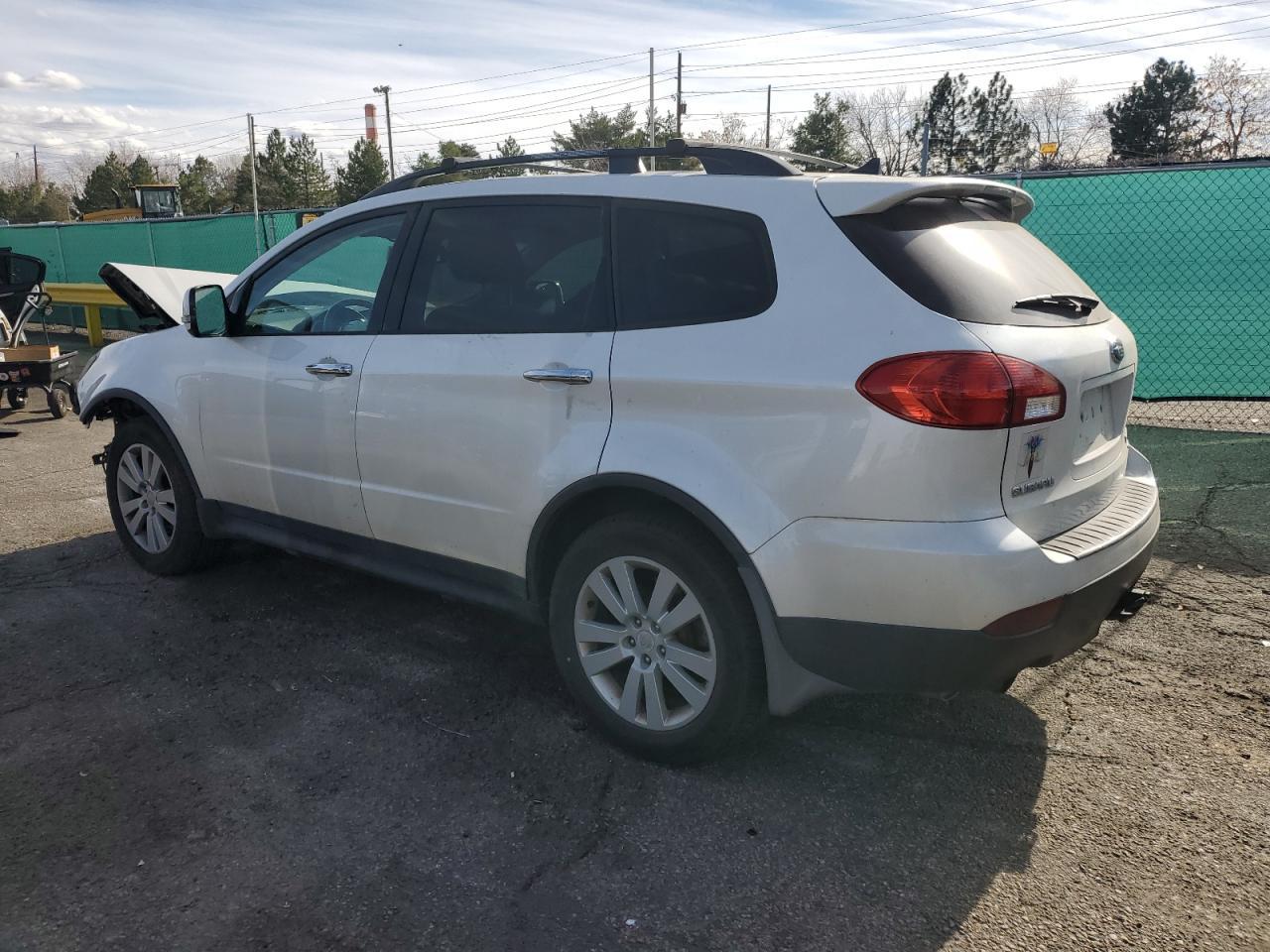 2011 SUBARU Tribeca