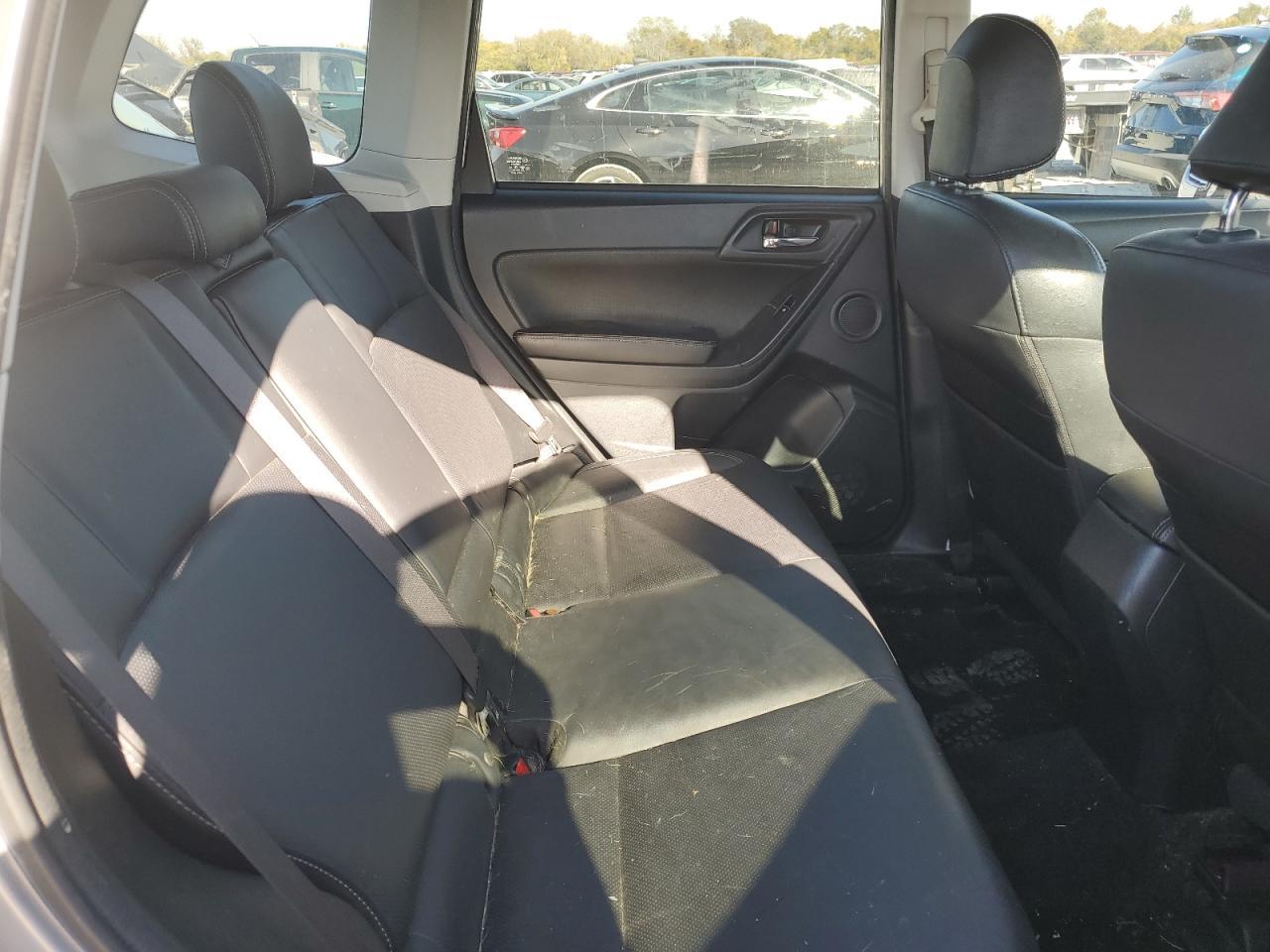 2017 SUBARU FORESTER