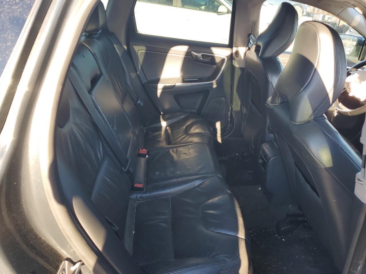 2014 VOLVO XC60