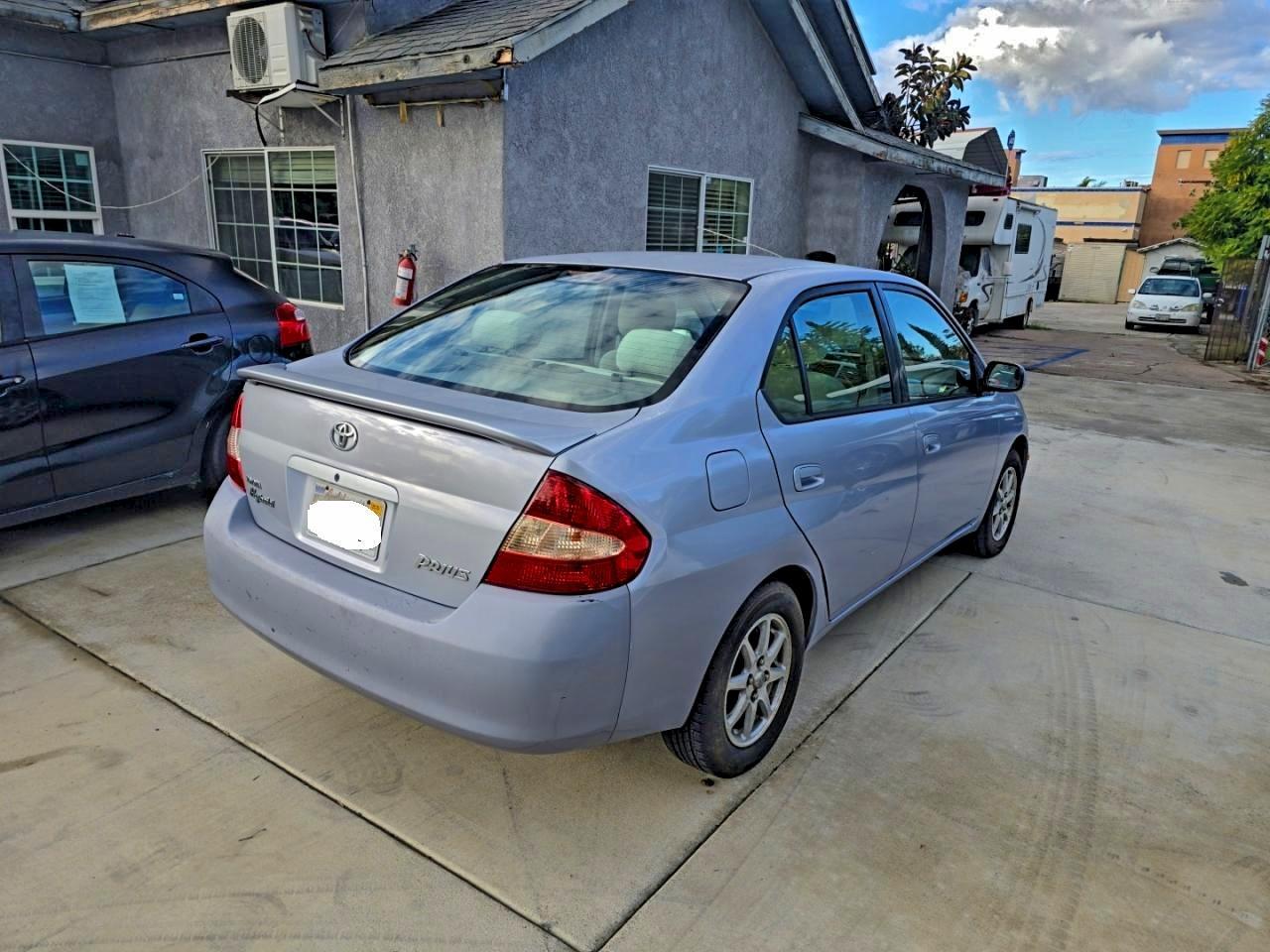 2002 TOYOTA PRIUS