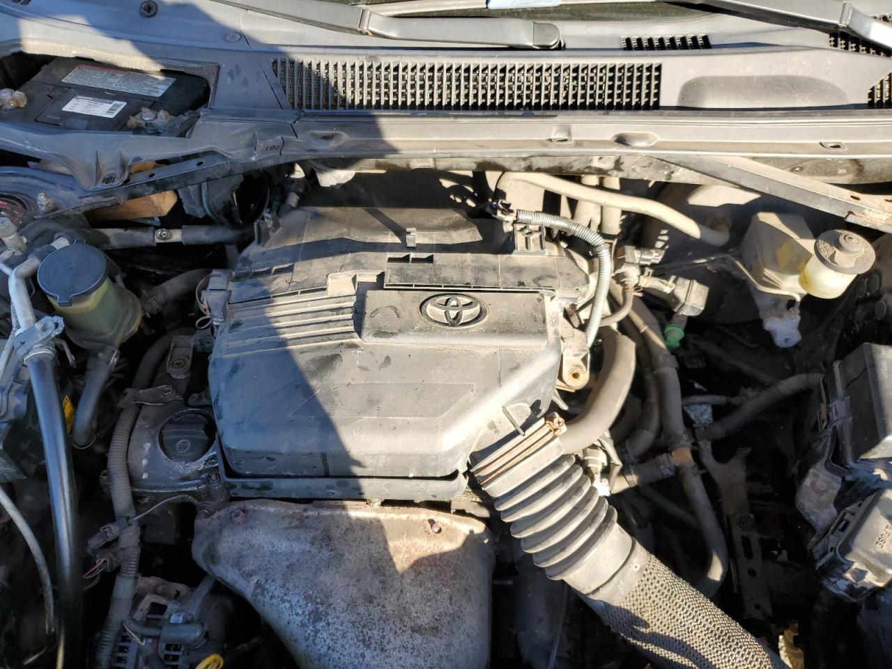 2004 TOYOTA RAV4