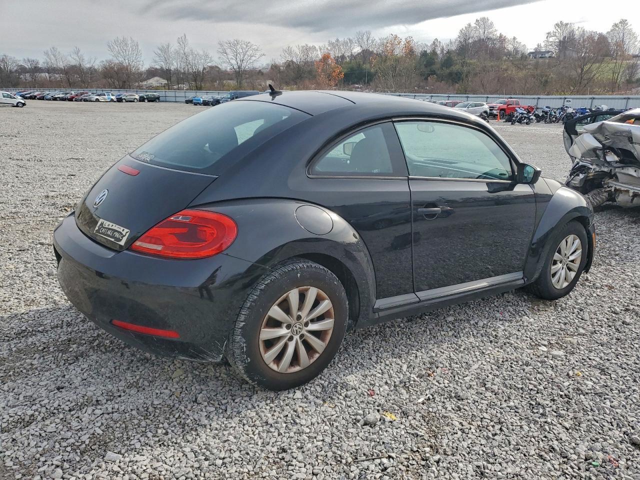 2015 VOLKSWAGEN Beetle