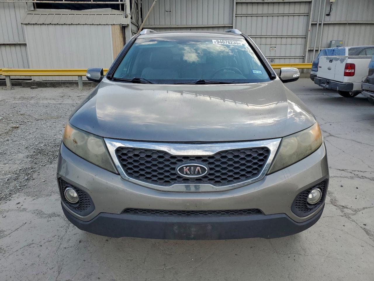 2011 KIA SORENTO