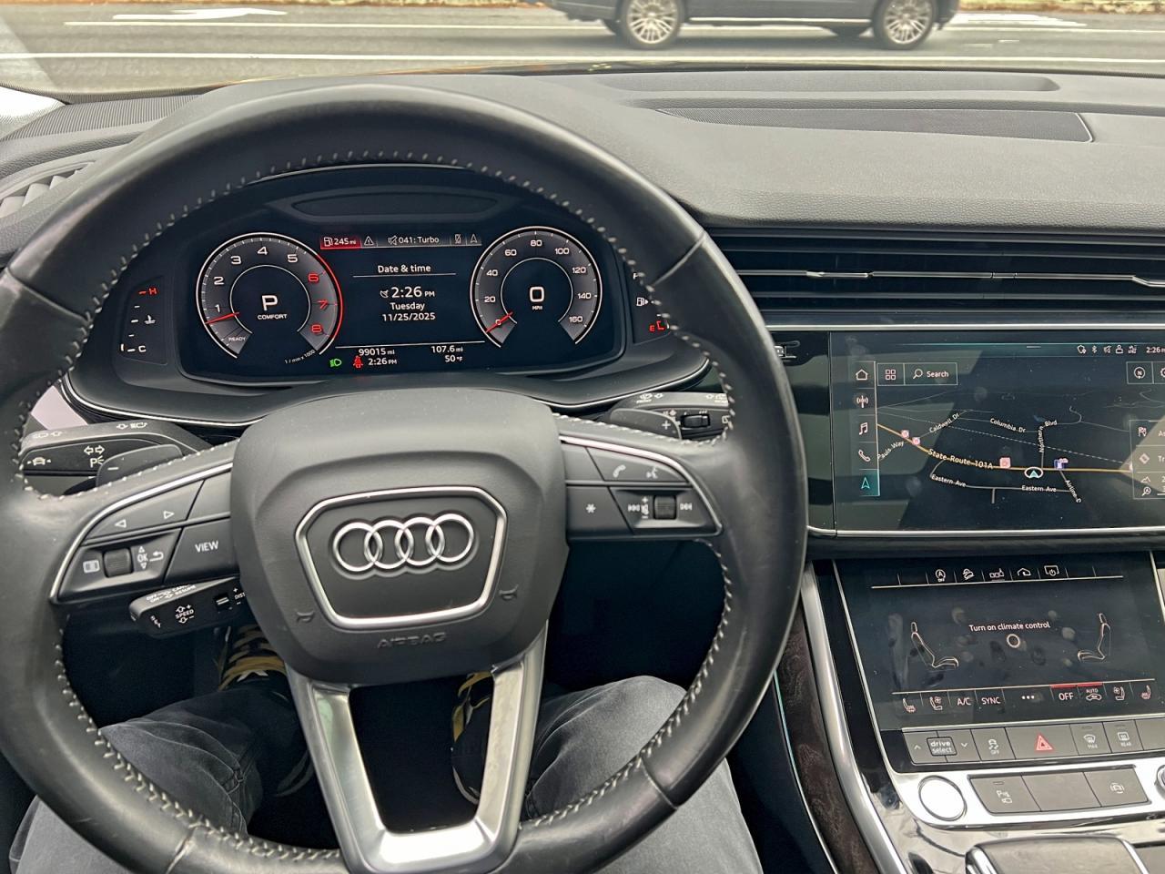 2020 AUDI Q8