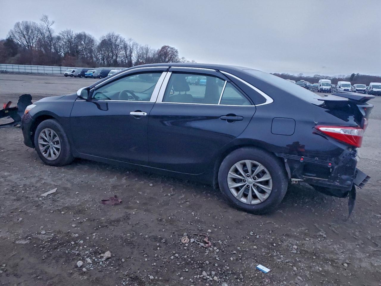 2017 TOYOTA CAMRY
