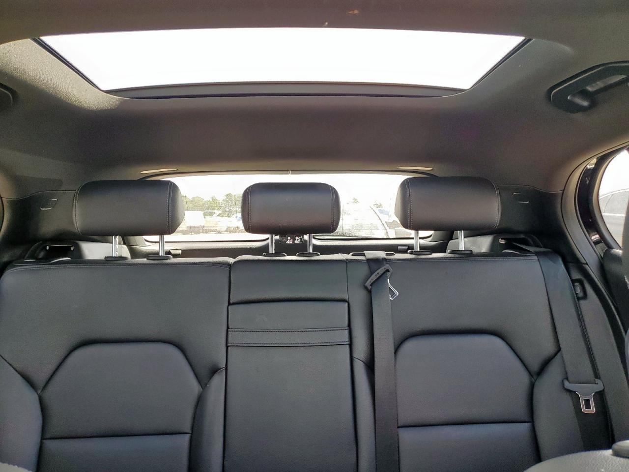 2016 MERCEDES-BENZ GLA-Class