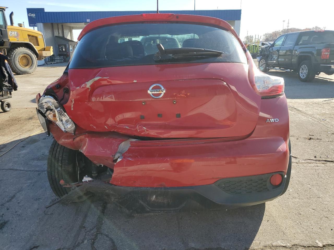 2016 NISSAN Juke