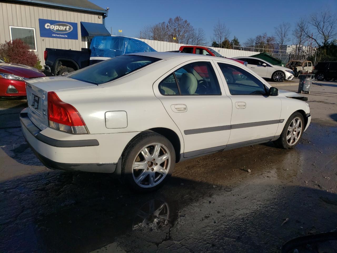 2004 VOLVO S60