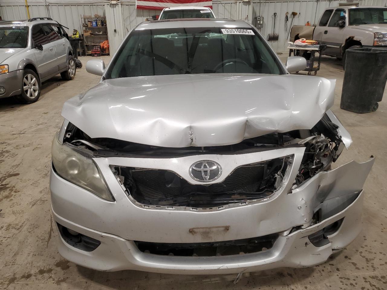 2011 TOYOTA CAMRY