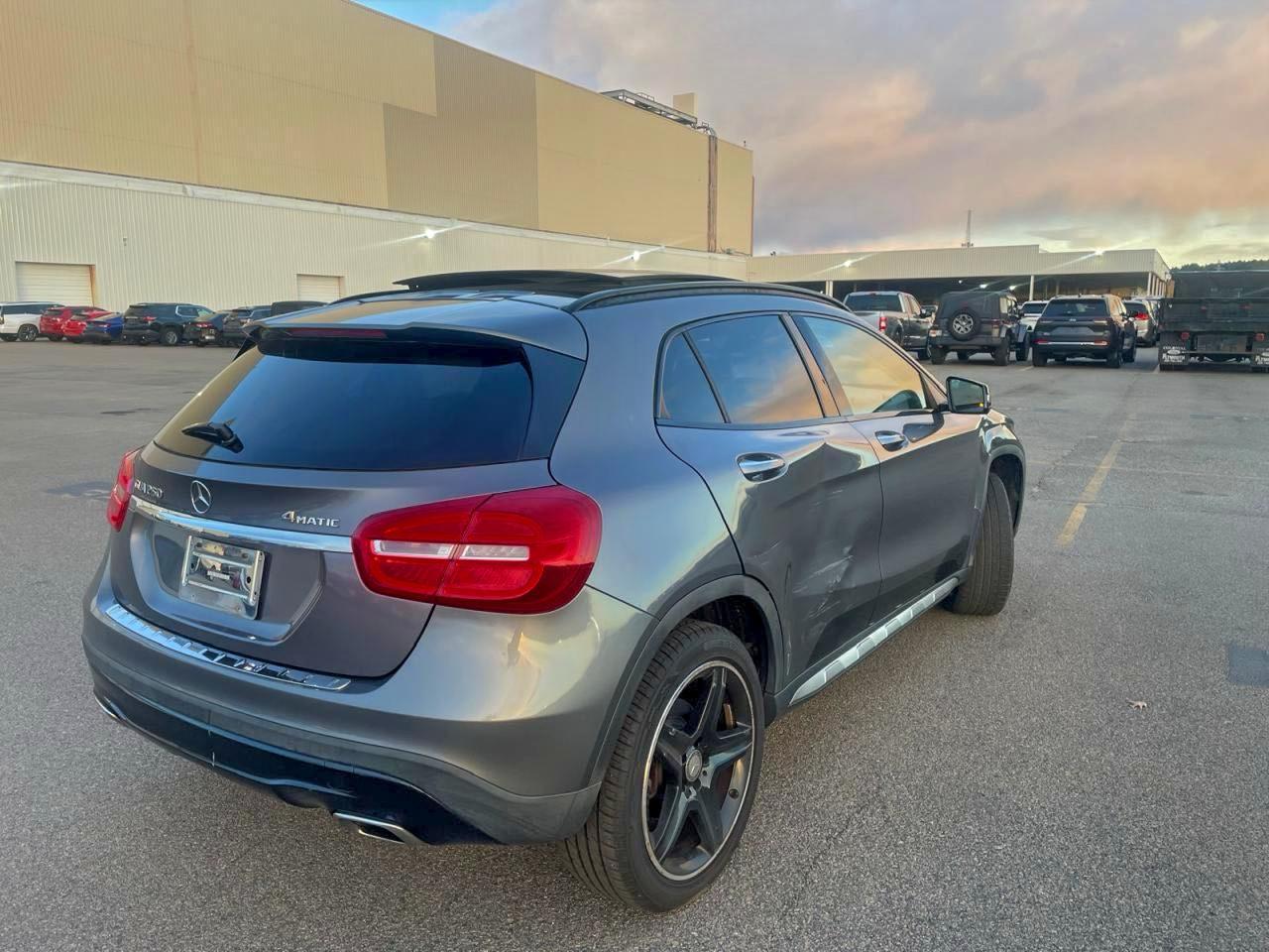 2017 MERCEDES-BENZ GLA-Class