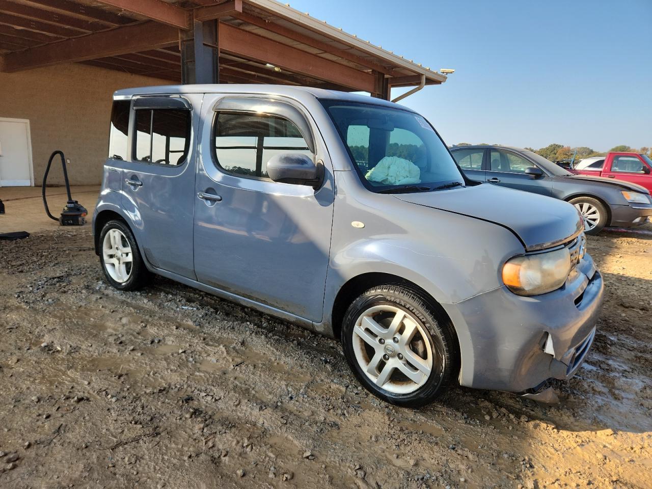 2013 NISSAN CUBE