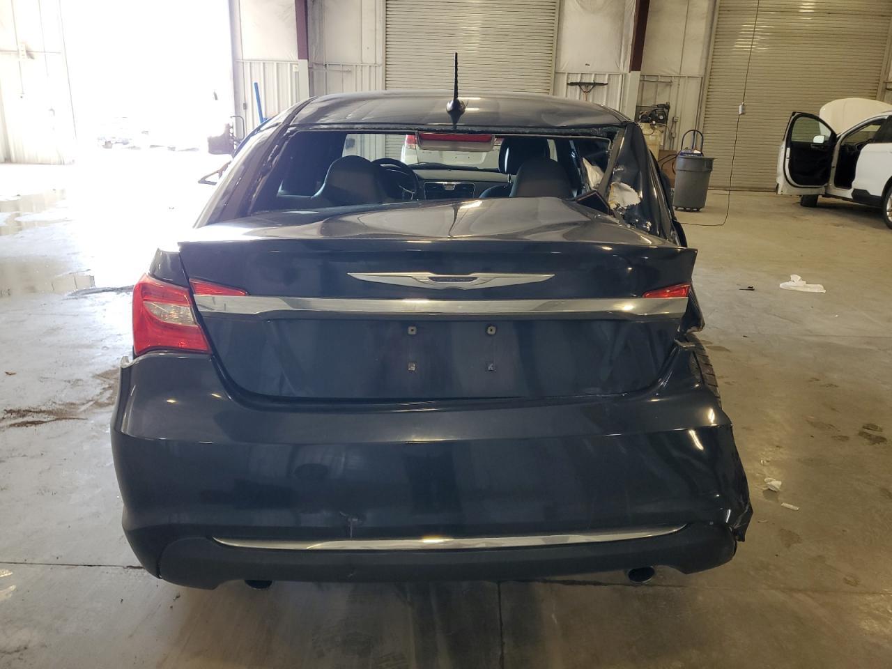 2012 CHRYSLER 200