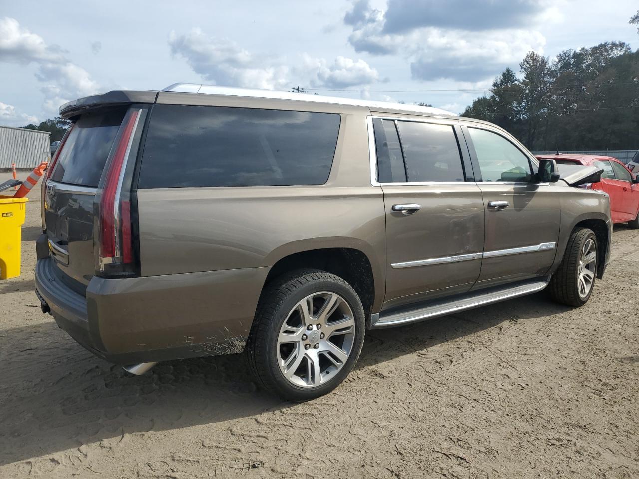 2016 CADILLAC Escalade ESV