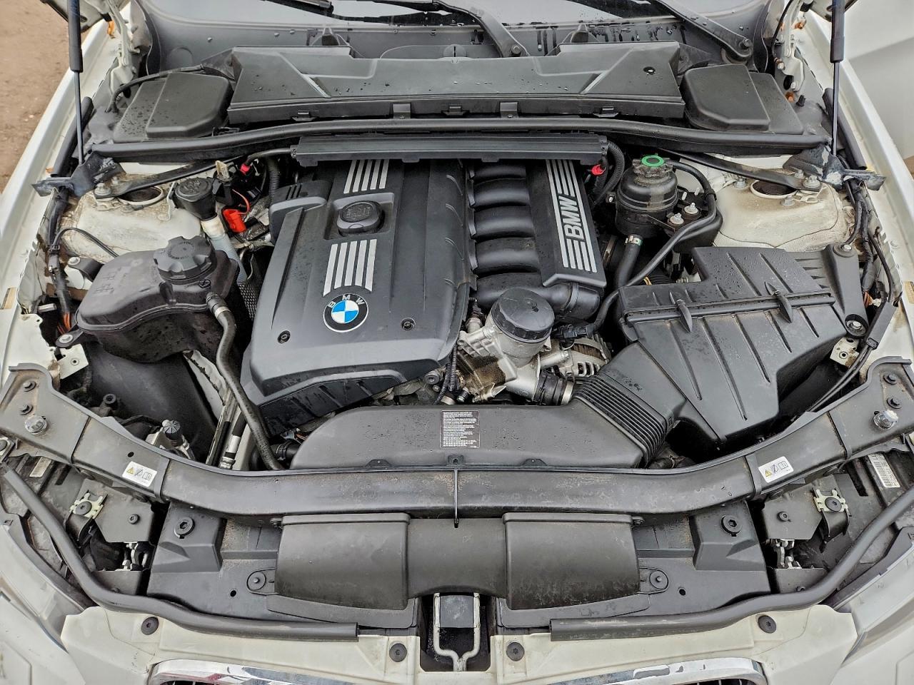 2011 BMW 3 SERIES