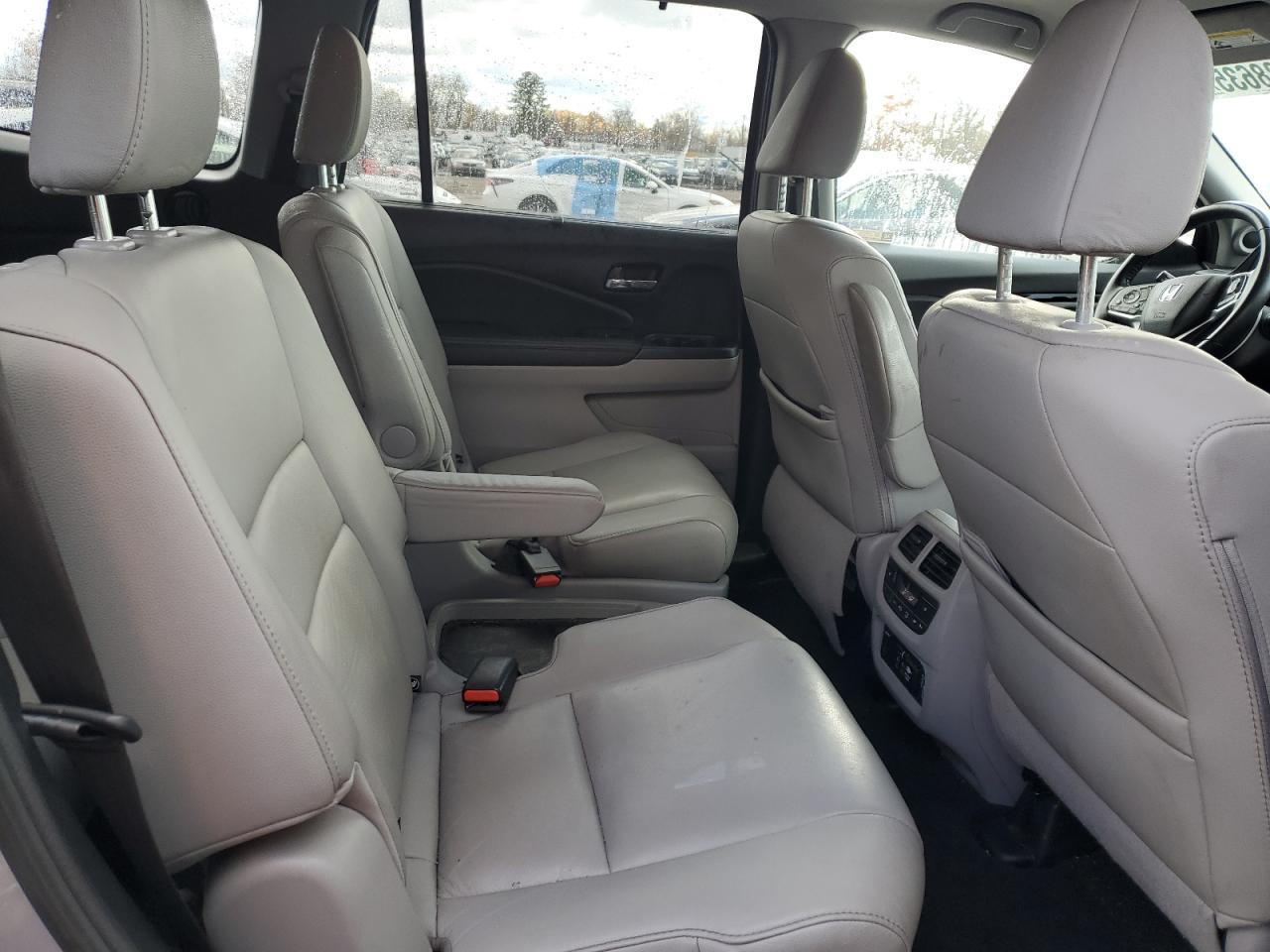 2019 HONDA PILOT