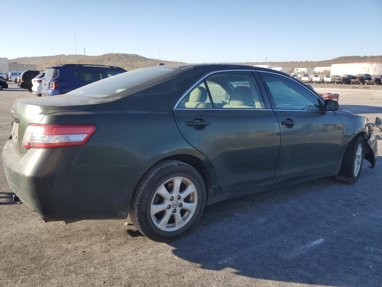 2010 TOYOTA CAMRY