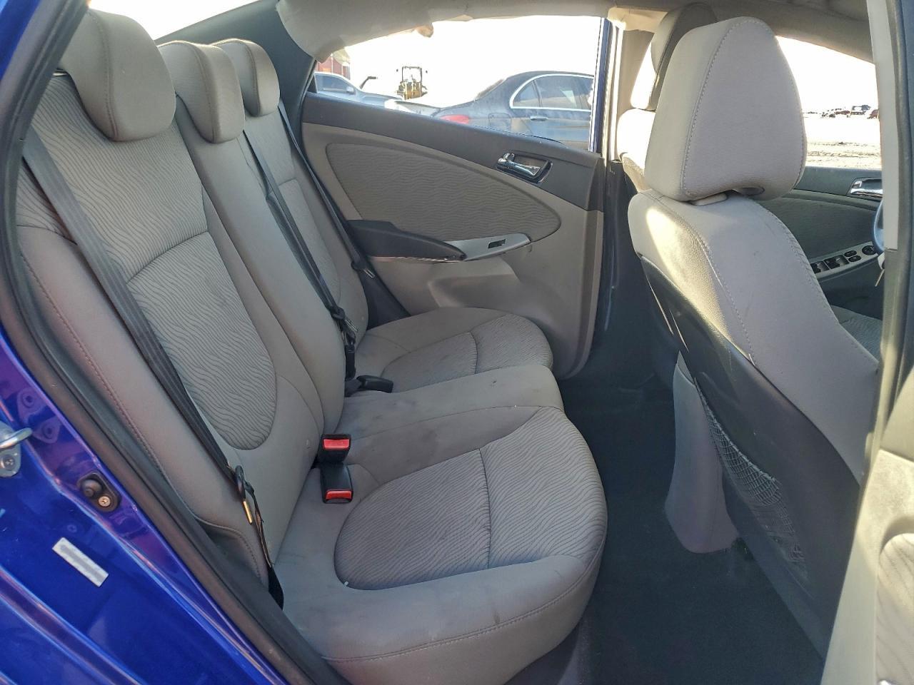 2012 HYUNDAI ACCENT